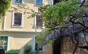App Old Garden House